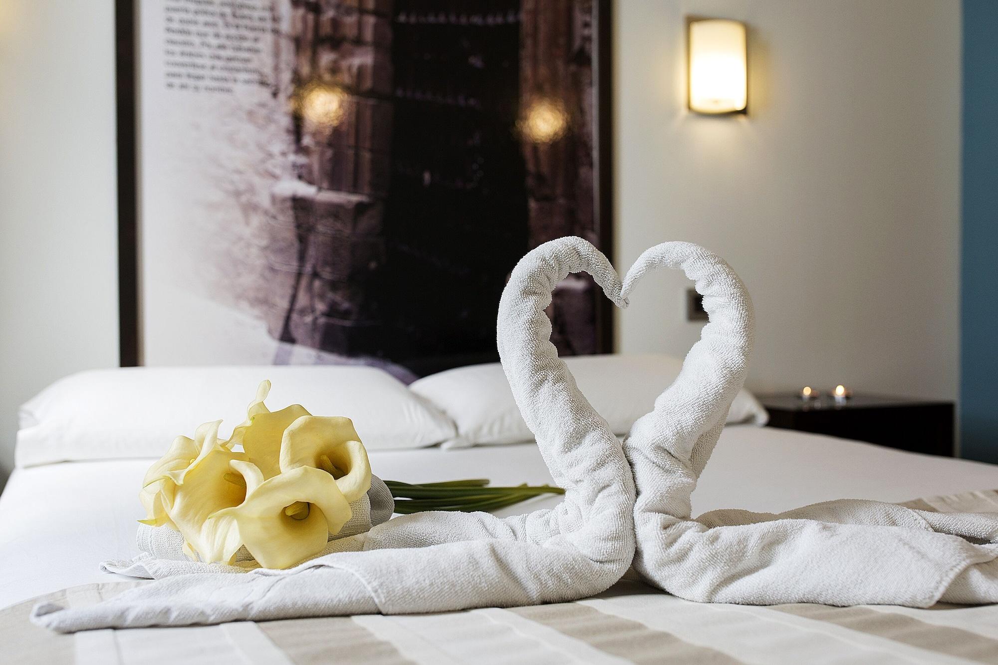 Hostal Aznaitin Baeza Buitenkant foto