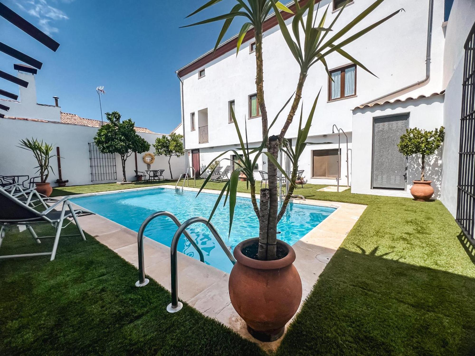 Hostal Aznaitin Baeza Buitenkant foto
