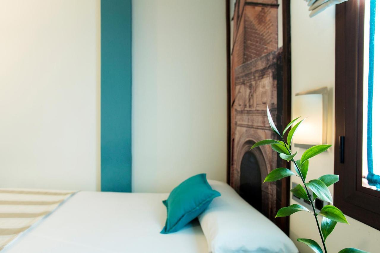 Hostal Aznaitin Baeza Buitenkant foto